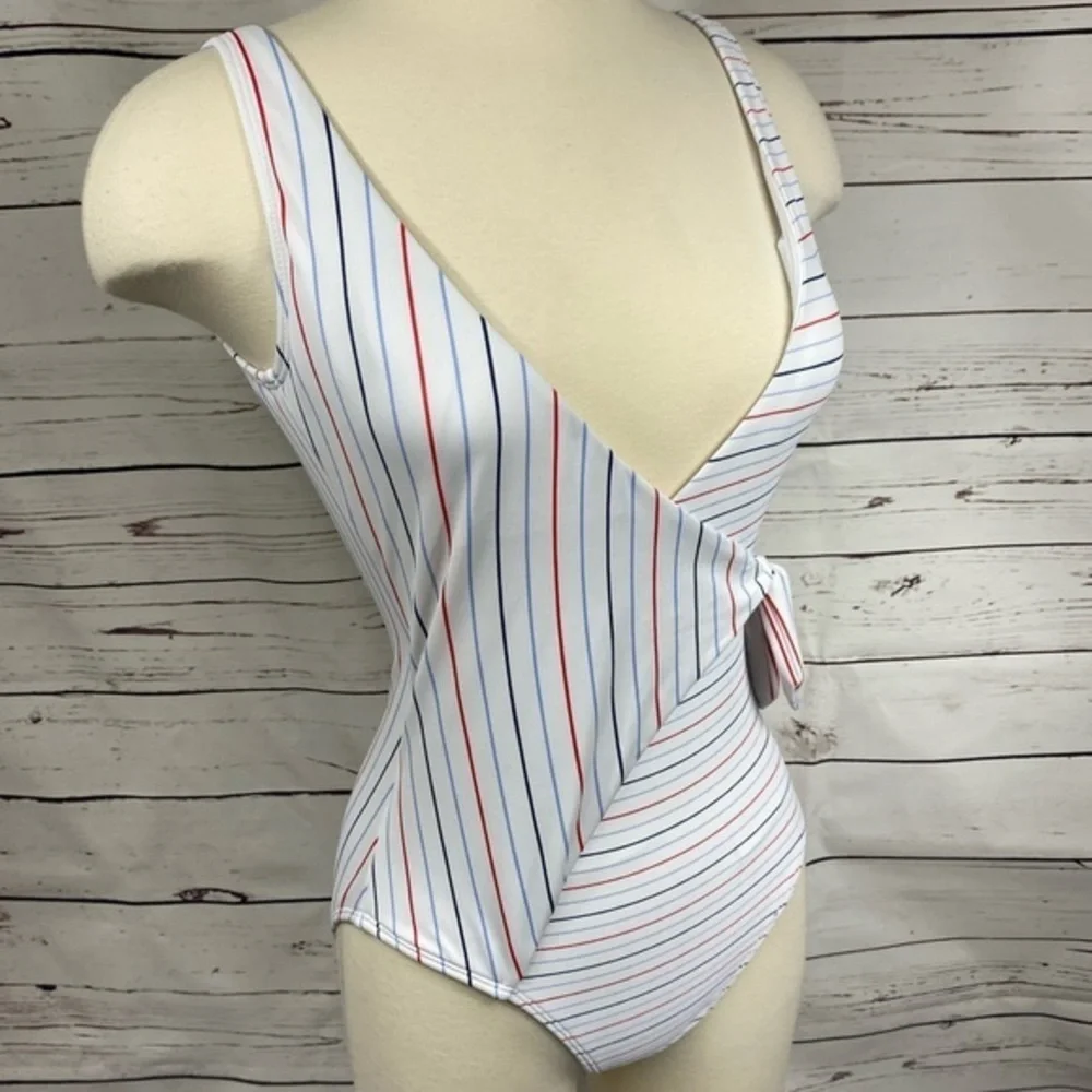 No Boundaries‎ White Stripe One Piece
